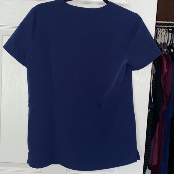 FIGS - Picture 3 of 10